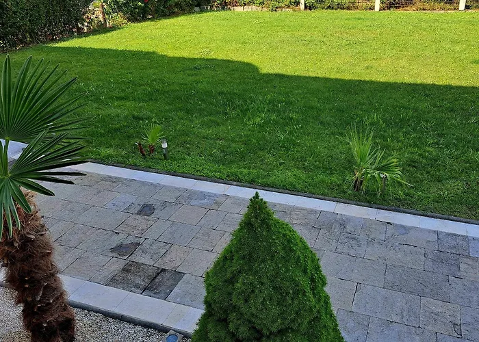 Къща за гости Paskal